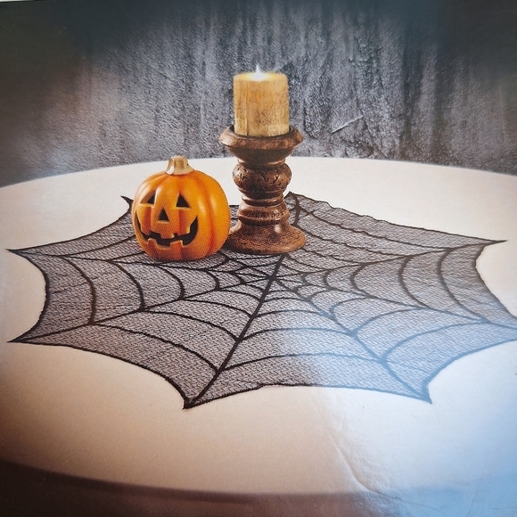 Halloween Table Cloth Spider Web Table Topper Party Centerpiece New with Tag - Picture 5 of 11